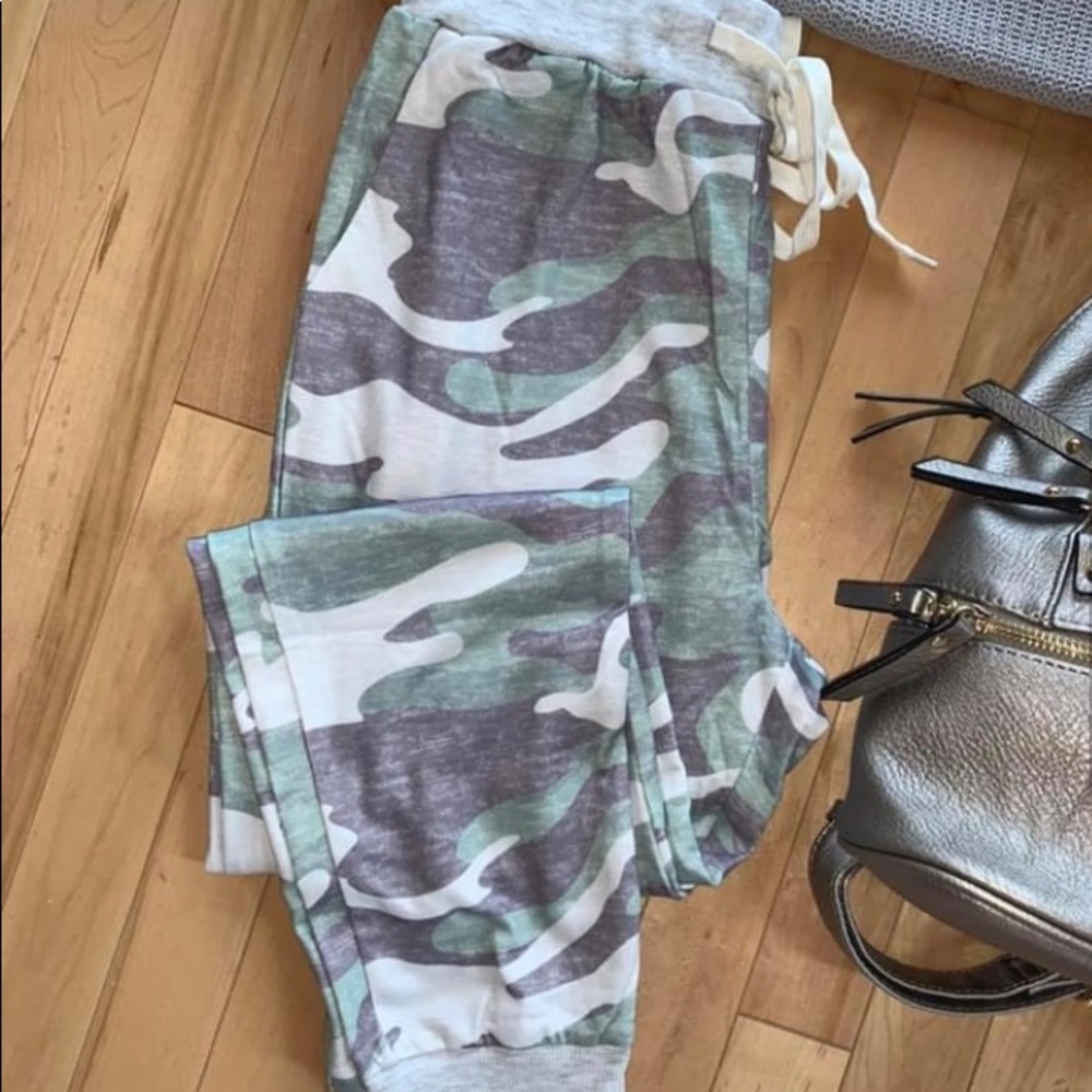 Camo lounge pants